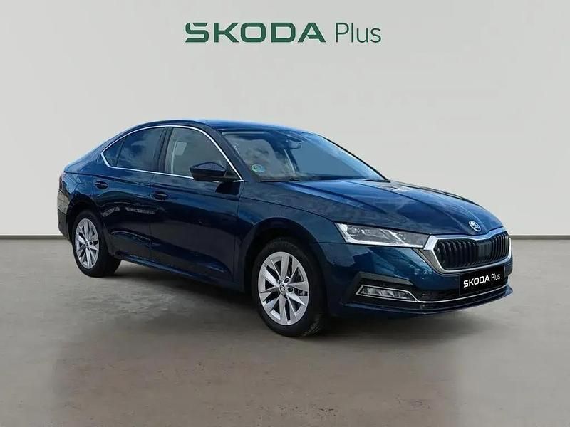 Occasion Skoda Octavia Selection 110 ch (80 kW) 2024 Bleue Berline
