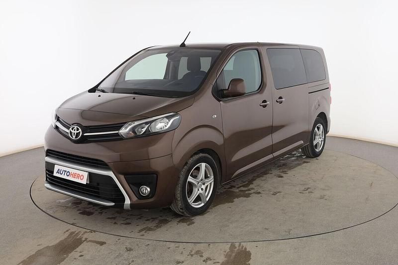 Usado Toyota Proace Comfort 150 CV (110 kW) 2018 Marrón Monovolumen