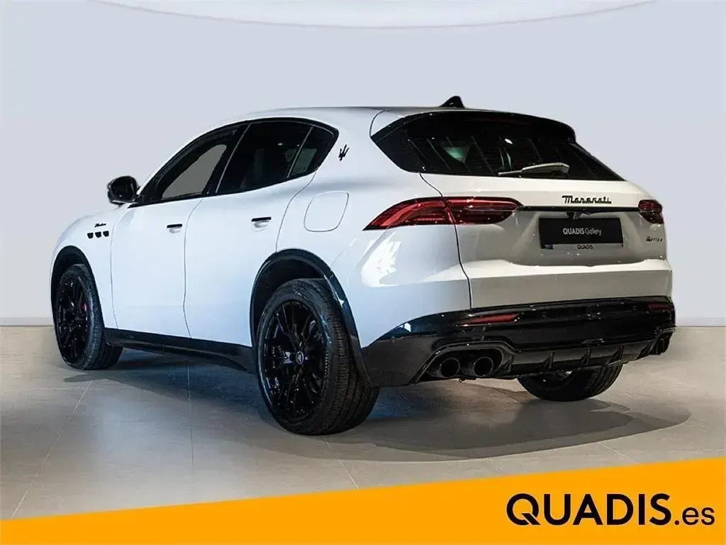 Usado Maserati Grecale 330 CV (242 kW) 2025 Blanco SUV