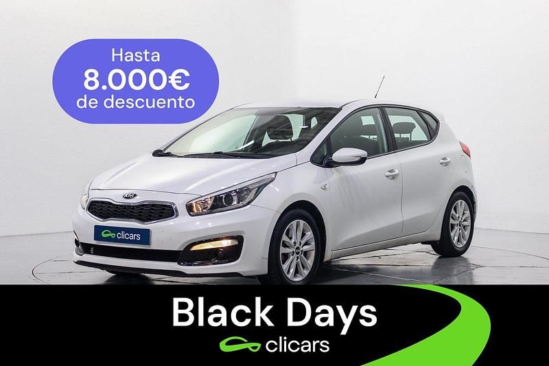 Blanco Usado 2017 Kia Ceed Utilitario | 9990 € (Buen precio) - Imagen 1/4