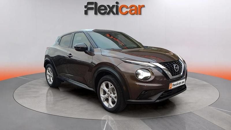 Usado Nissan Juke Acenta 114 CV (83 kW) 2022 Marrón SUV