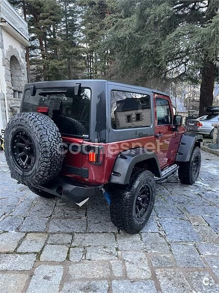 Usado Jeep Wrangler Sahara 284 CV (208 kW) 2016 Rojo SUV