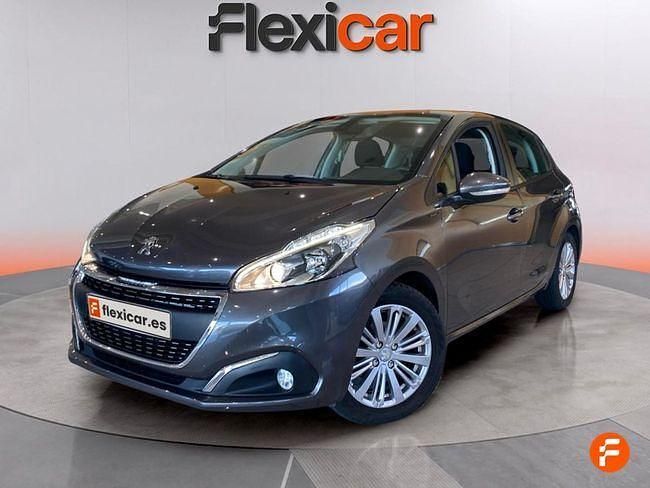 Usado Peugeot 208 Signature Sky 82 CV (60 kW) 2019 Gris Utilitario