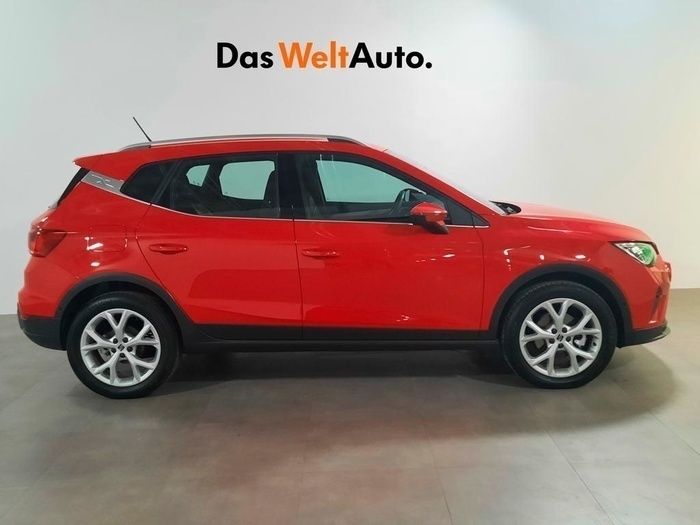 Usado Seat Arona FR 110 CV (80 kW) 2023 Rojo SUV