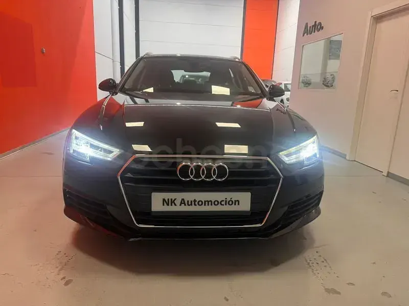 Usado Audi A4 Advanced Plus 150 CV (110 kW) 2019 Negro Familiar