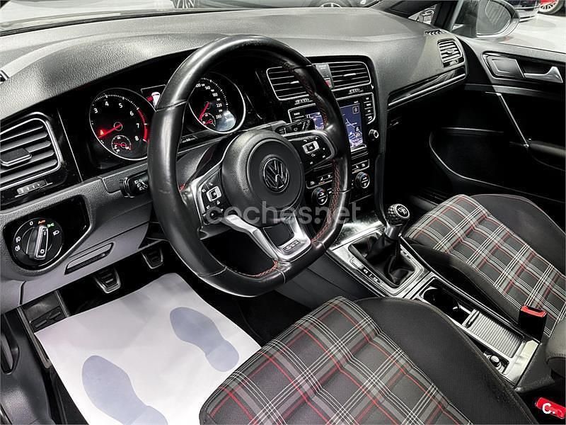 Usado VW Golf VII GTI 220 CV (161 kW) 2013 Gris / plata Berlina