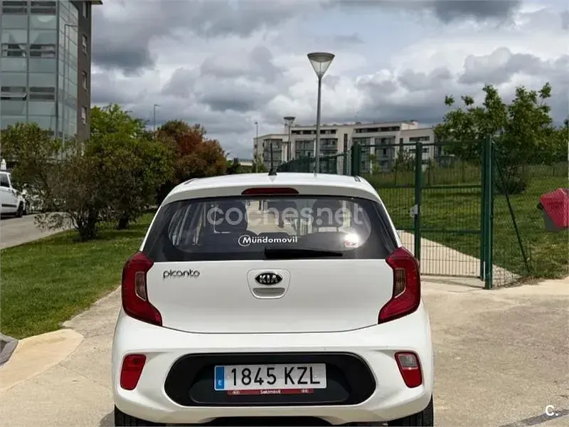 Usado Kia Picanto 67 CV (49 kW) 2019 Blanco Utilitario