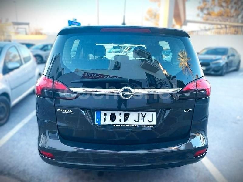 Usado Opel Zafira Tourer Expression 120 CV (88 kW) 2017 Gris / plata Monovolumen