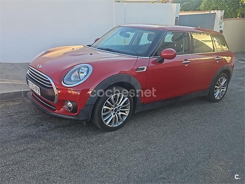 Usado Mini One D Clubman 116 CV (85 kW) 2018 Granate Familiar