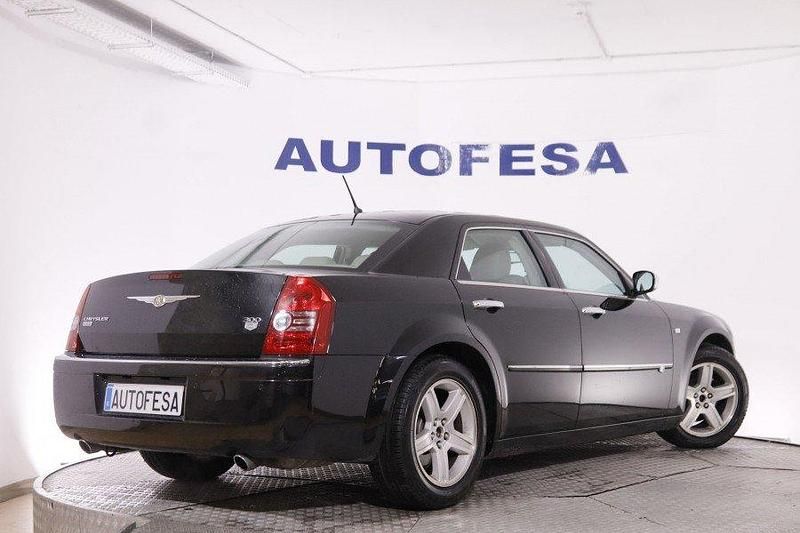 Usado Chrysler 300C Executive 218 CV (160 kW) 2008 Negro Berlina