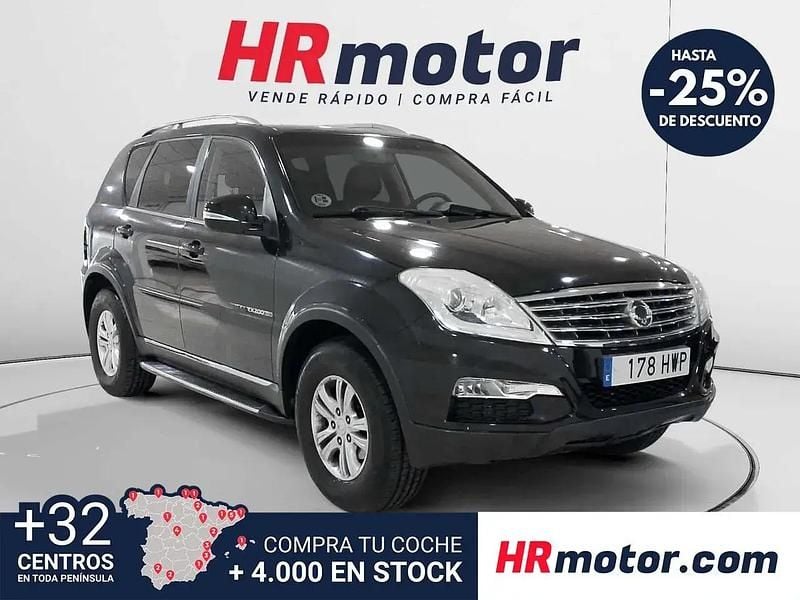 Usado SsangYong Rexton Premium Plus 155 CV (114 kW) 2014 Blanco SUV