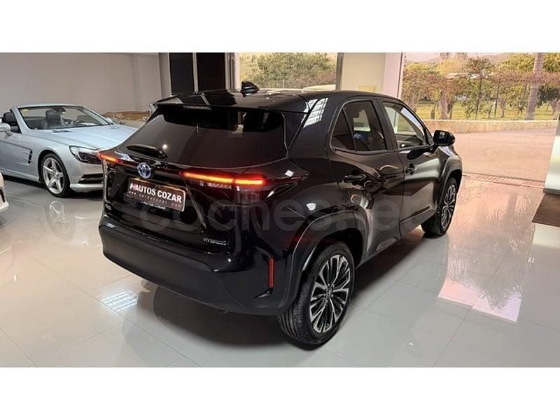 Usado Toyota Yaris Cross Style 116 CV (85 kW) 2023 Negro SUV
