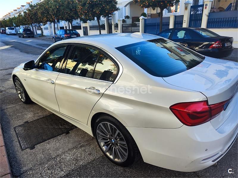 Usado BMW 318 Luxury Line 143 CV (105 kW) 2015 Blanco Berlina