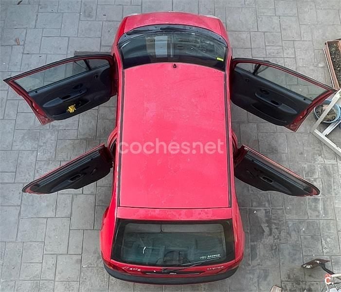 Usado Chevrolet Matiz SE 52 CV (38 kW) 2004 Rojo Utilitario