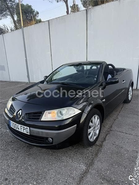 Negro Usado 2007 Renault Mégane Cabriolet Extreme Descapotable | 4100 € (Precio justo) - Imagen 1/1