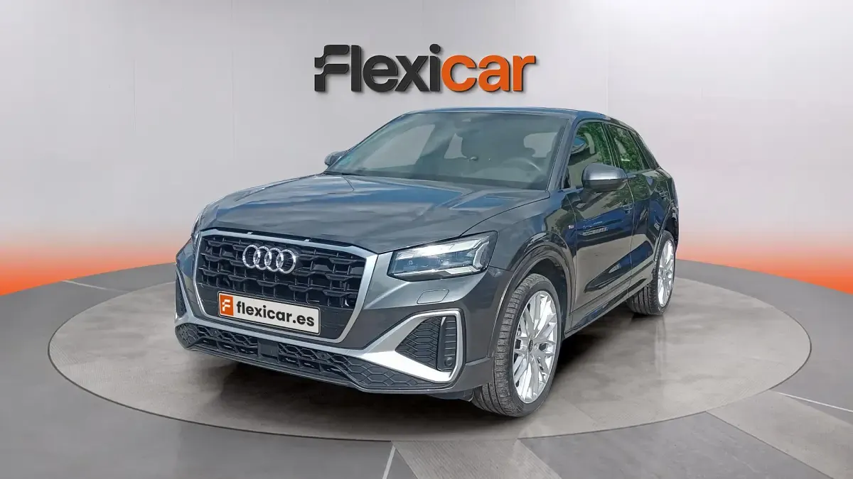 Usado Audi Q2 S-Line 150 CV (110 kW) 2024 Gris SUV