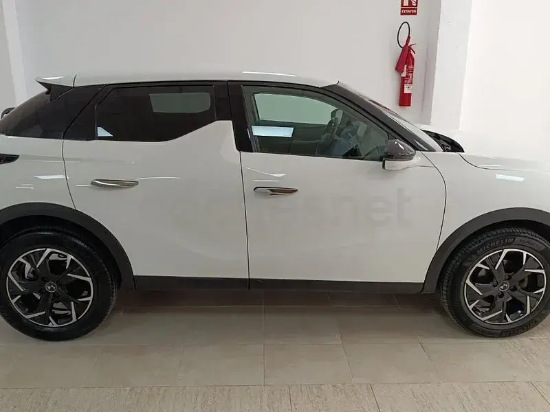 Usado DS Automobiles DS3 Crossback So Chic 100 CV (73 kW) 2019 Blanco SUV