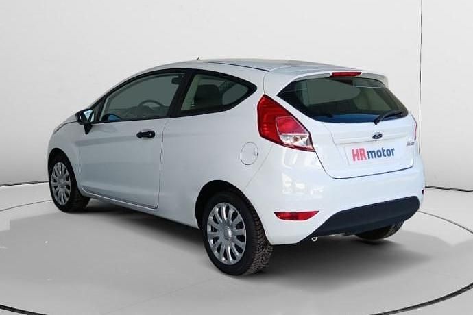Usado Ford Fiesta 75 CV (55 kW) 2015 Utilitario