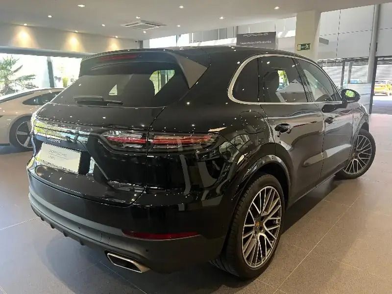 Usado Porsche Cayenne 462 CV (339 kW) 2022 Negro SUV