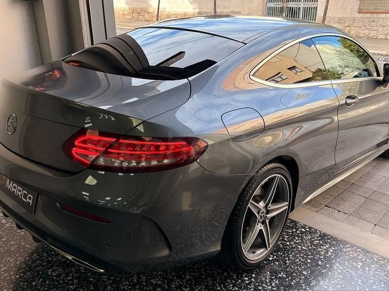Käytetty Mercedes C300 245 HP (180 kW) 2017 Harmaa Coupe - kaksiovinen