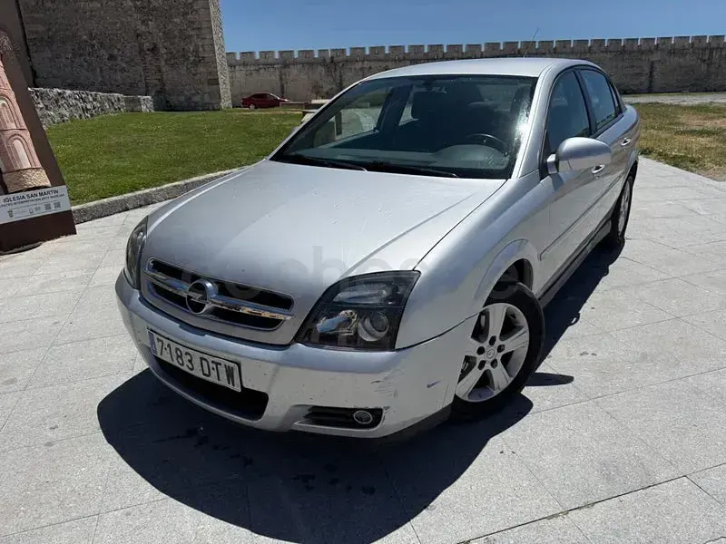 Usado Opel Vectra Elegance 120 CV (88 kW) 2006 Gris / plata Berlina