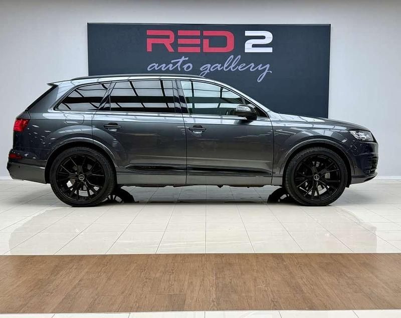Usado Audi SQ7 Advanced 435 CV (319 kW) 2016 Gris SUV