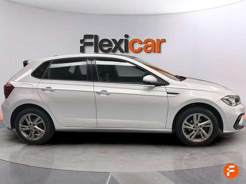 Usado VW Polo 95 CV (69 kW) 2024 Gris Utilitario