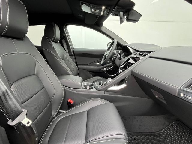 Usado Jaguar E-Pace R-Dynamic 163 CV (119 kW) 2024 Gris SUV