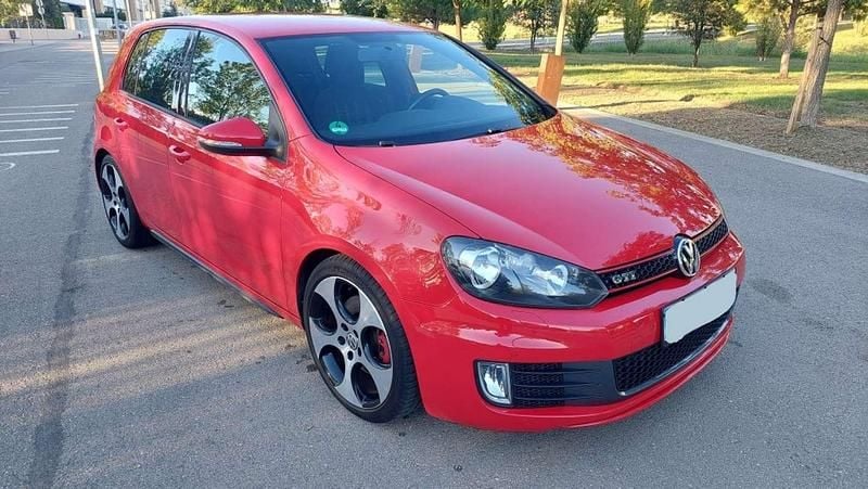 Rojo Usado 2010 VW Golf VI GTI Utilitario | 11.890 € (Precio justo) - Imagen 1/4