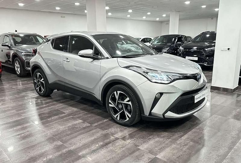 Gris Usado 2024 Toyota C-HR Advance SUV | 25.499 € (Super precio) - Imagen 1/4