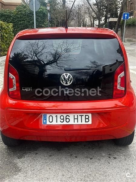 Usado VW up! 75 CV (55 kW) 2013 Rojo Utilitario
