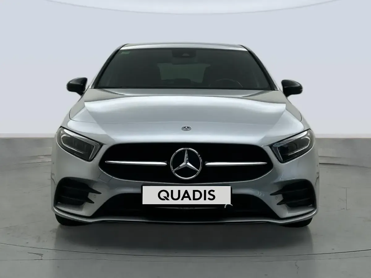 Usado Mercedes A150 150 CV (110 kW) 2022 Gris plata