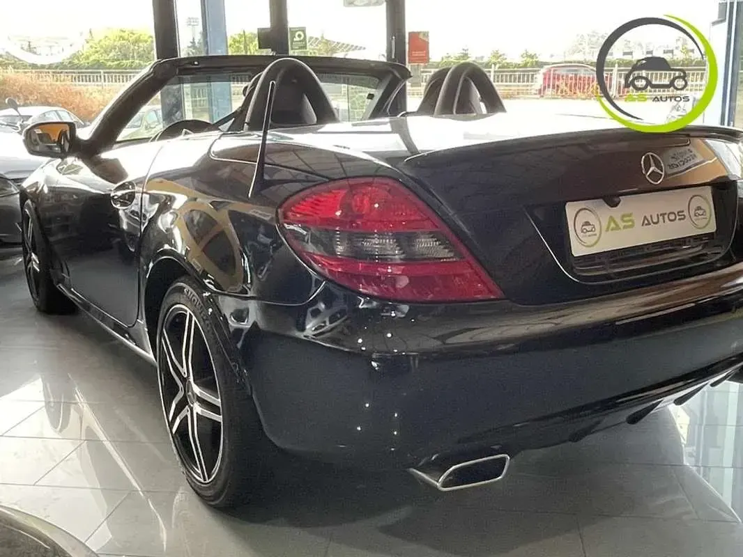 Usado Mercedes SLK200 184 CV (135 kW) 2009 Negro Descapotable