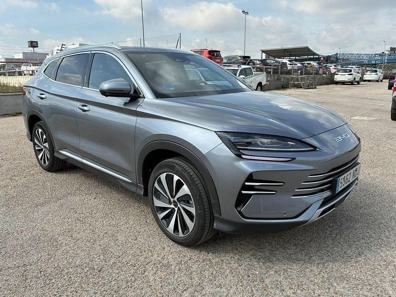 Usado BYD Seal U Boost 218 CV (160 kW) 2025 Gris SUV