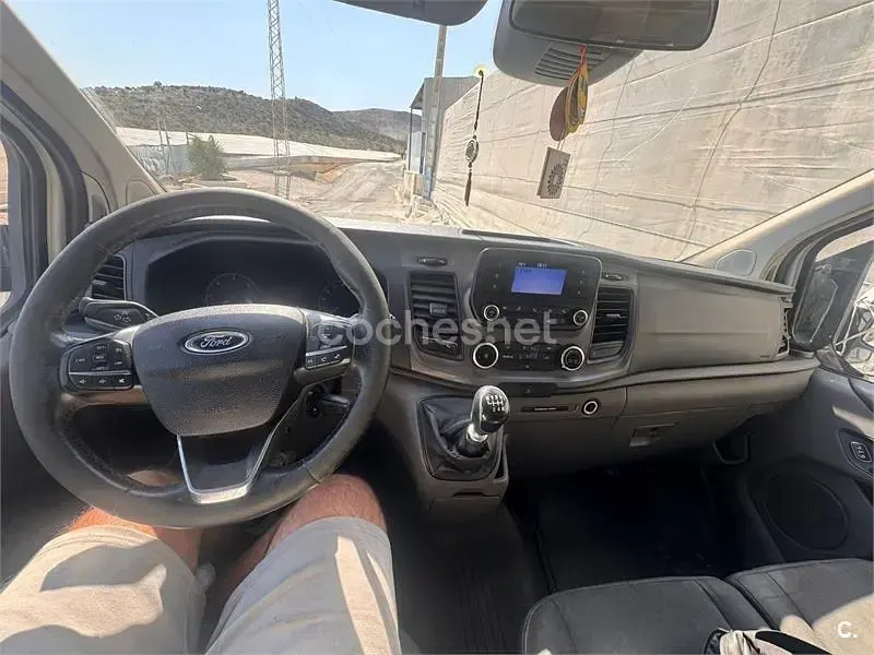 Usado Ford Transit Custom Limited 185 CV (136 kW) 2020 Blanco Monovolumen