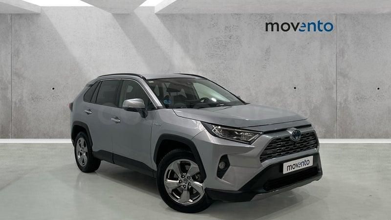Usado Toyota RAV4 Hybrid Luxury 218 CV (160 kW) 2019 Gris / plata SUV