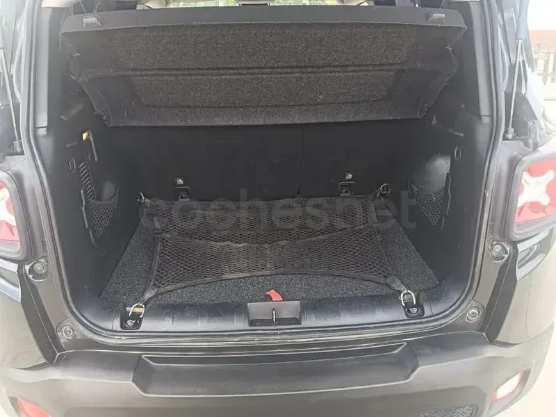 Usado Jeep Renegade Longitude 120 CV (88 kW) 2019 Negro SUV