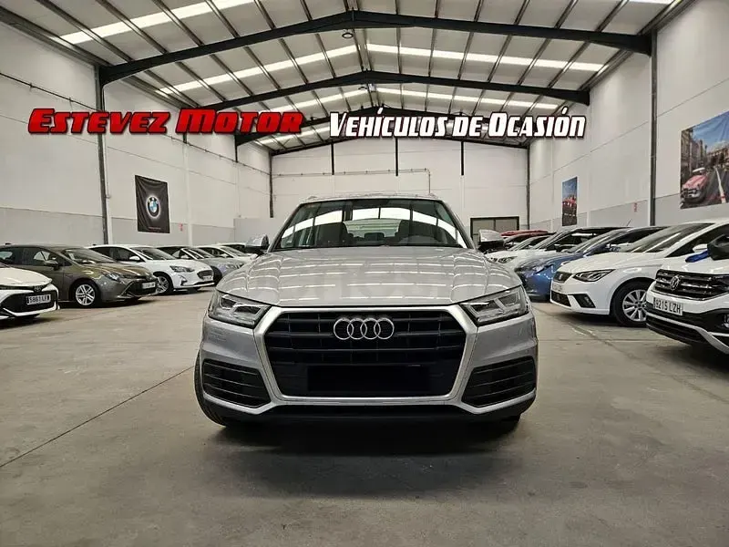 Usado Audi Q5 Ambiente 163 CV (119 kW) 2021 Gris / plata SUV
