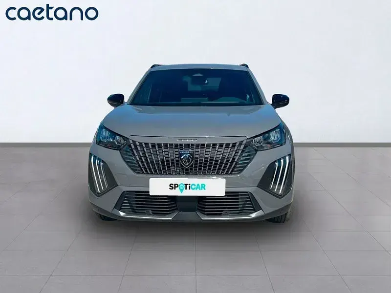 Usado Peugeot 2008 Allure 100 CV (73 kW) 2025 Gris / plata SUV