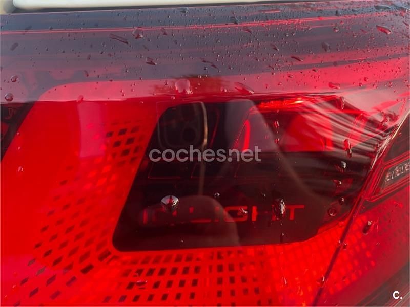 Usado VW Golf VIII GTI Clubsport 301 CV (221 kW) 2024 Blanco Berlina