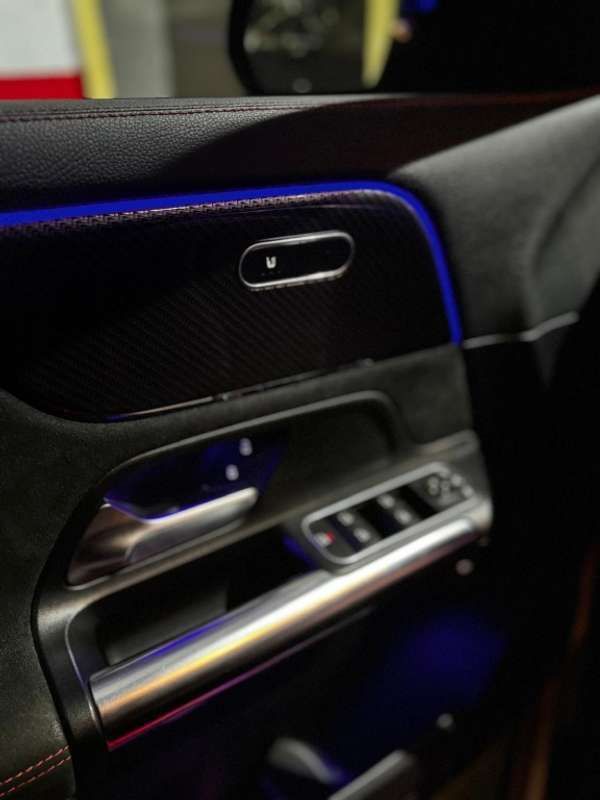 Usado Mercedes GLA200 150 CV (110 kW) 2021 Blanco SUV