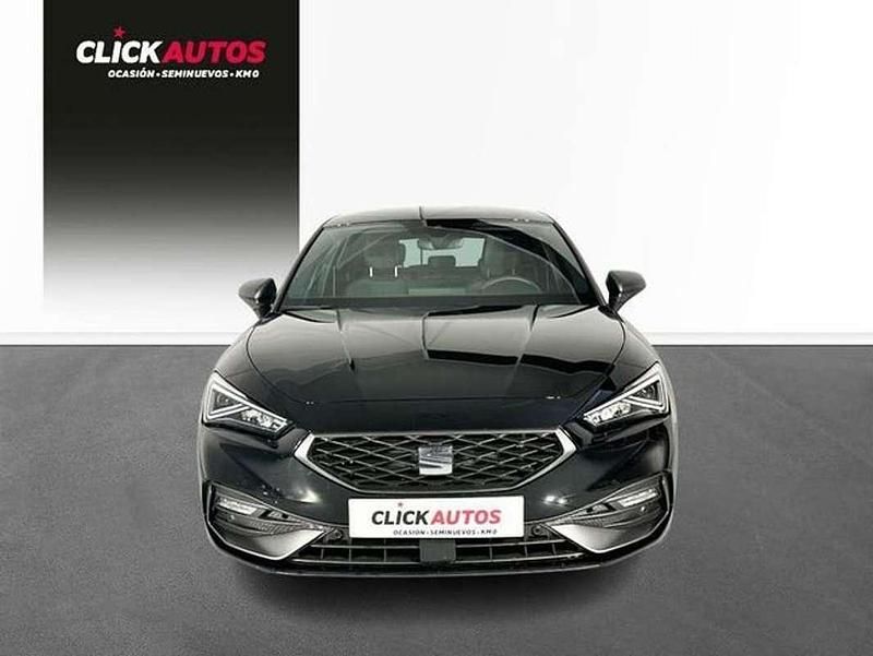Usado Seat Leon FR 131 CV (96 kW) 2023 Negro Berlina