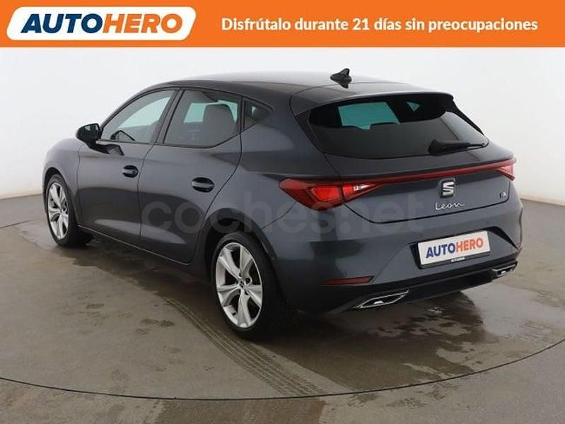 Usado Seat Leon FR 150 CV (110 kW) 2020 Gris Berlina