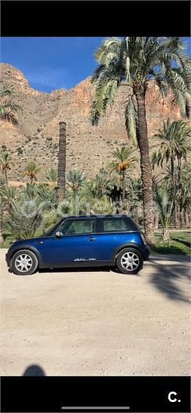 Usado Mini ONE 90 CV (66 kW) 2004 Azul Utilitario