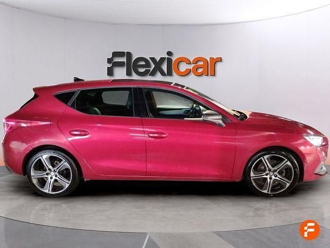 Usado Seat Leon FR 150 CV (110 kW) 2021 Rojo