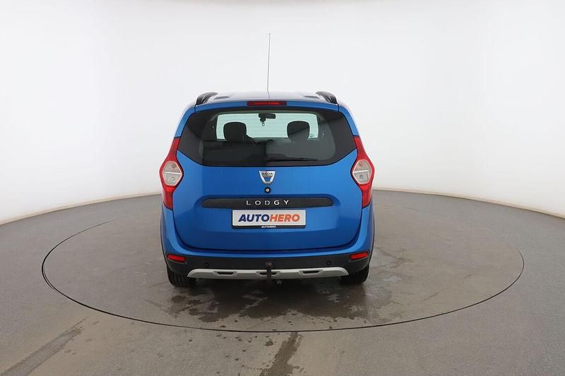 Usado Dacia Lodgy Stepway 107 CV (78 kW) 2016 Azul Monovolumen
