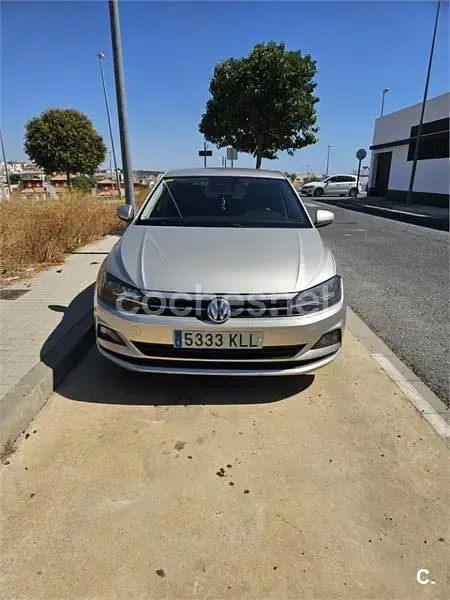 Usado VW Polo Advance 95 CV (69 kW) 2018 Beige Utilitario