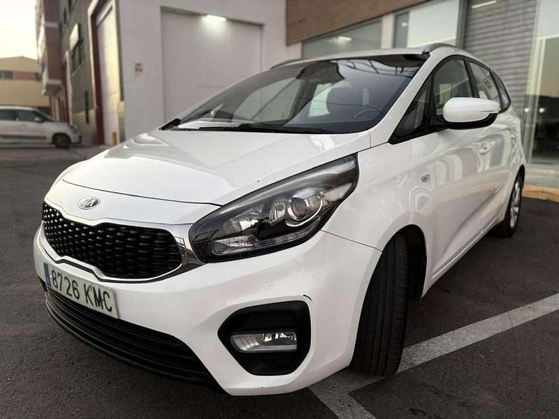 Usado Kia Carens 141 CV (103 kW) 2019 Blanco Monovolumen
