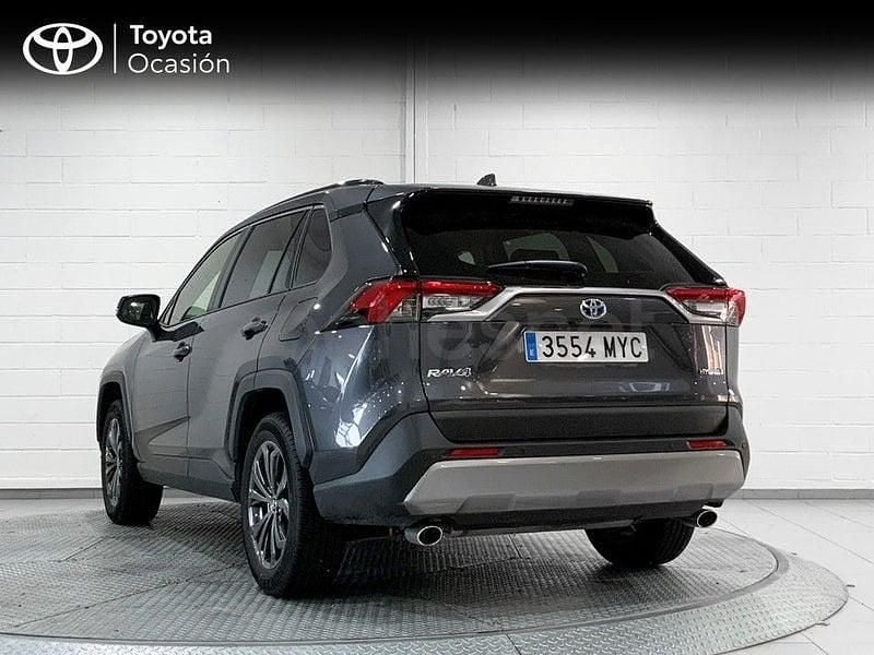 Usado Toyota RAV4 Hybrid Advance 218 CV (160 kW) 2025 Gris / plata SUV