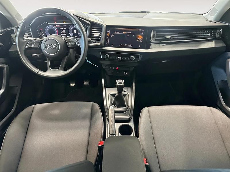 Usado Audi A1 Sportback S-Line 116 CV (85 kW) 2020 Blanco Utilitario